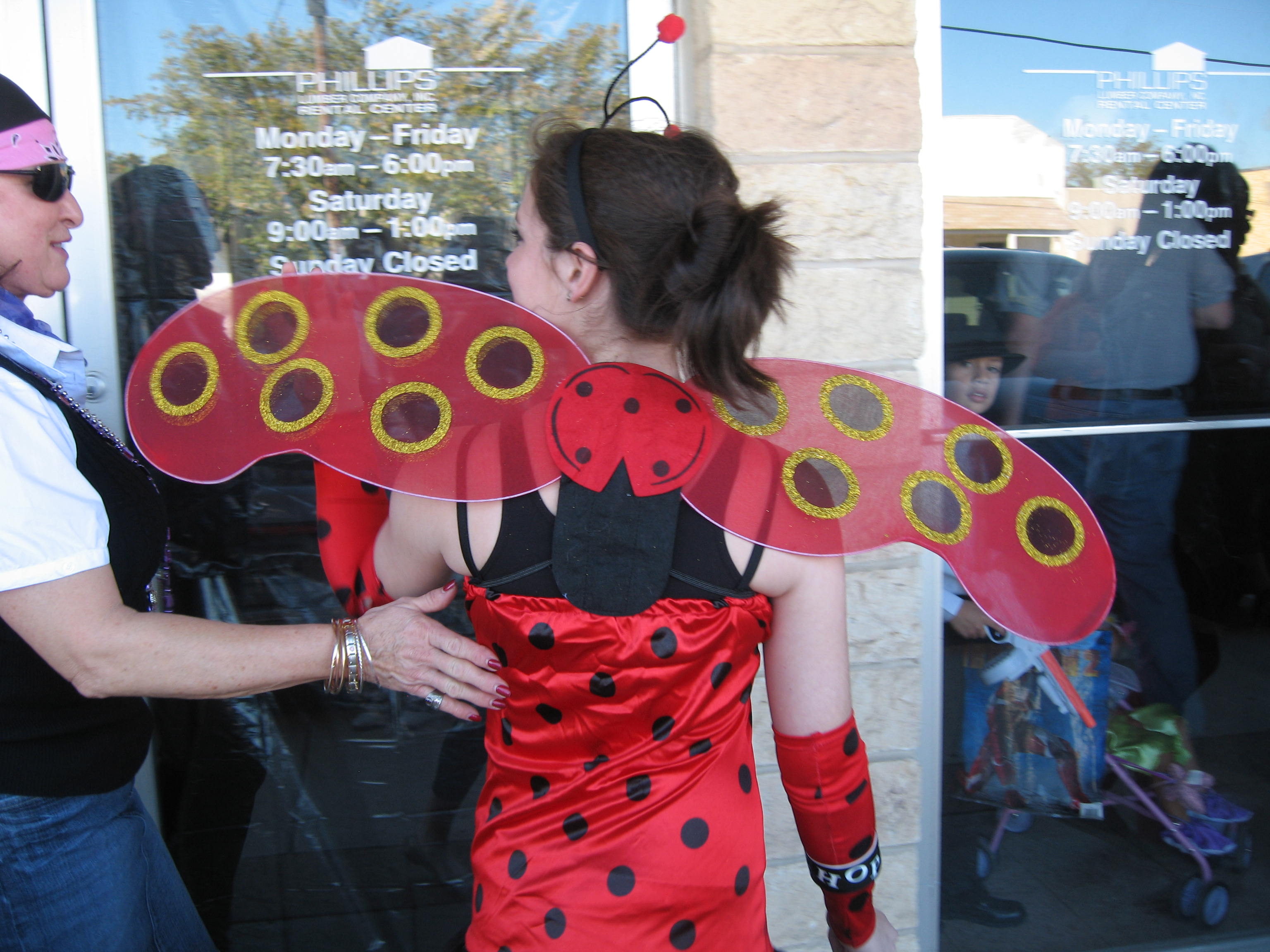 scare on the square 054